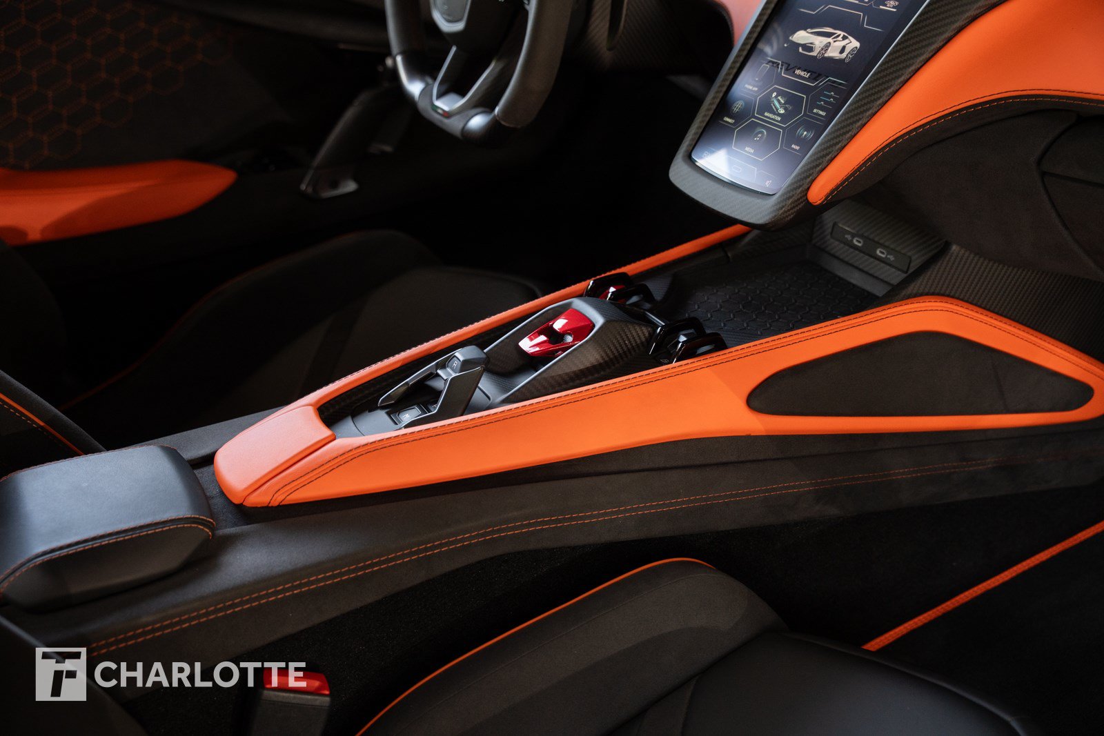 Used 2024 Lamborghini Revuelto AWD/4WD image 34