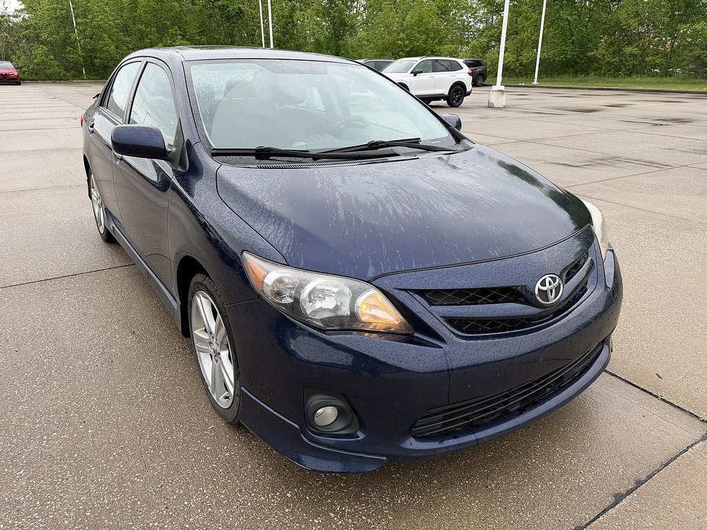 Used 2013 Toyota Corolla S w/ Premium Pkg FWD image 2