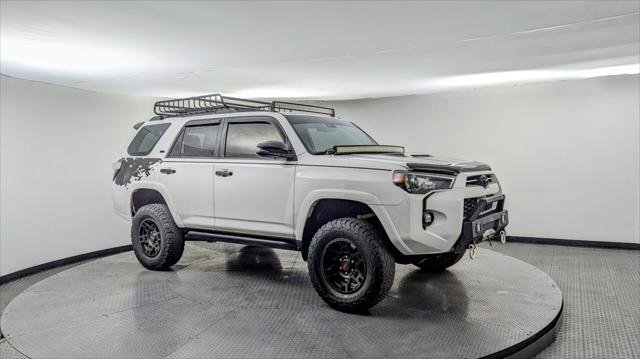 Used 2021 Toyota 4Runner Venture AWD/4WD image 11