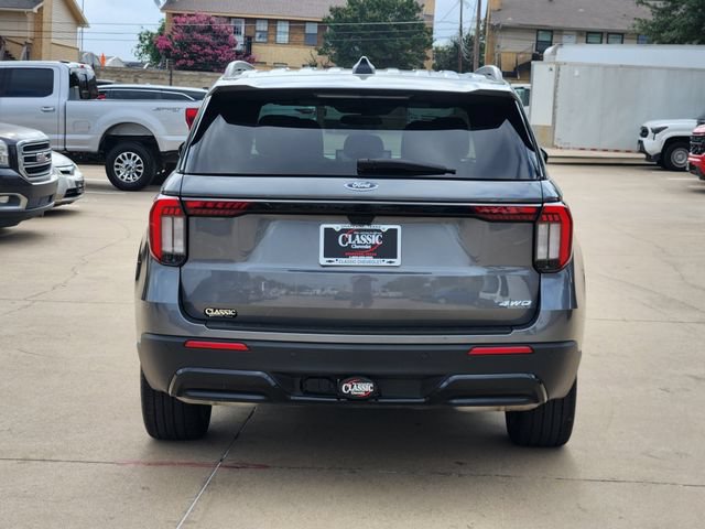Used 2025 Ford Explorer ST-Line w/ ST-Line Street Pack AWD/4WD image 14