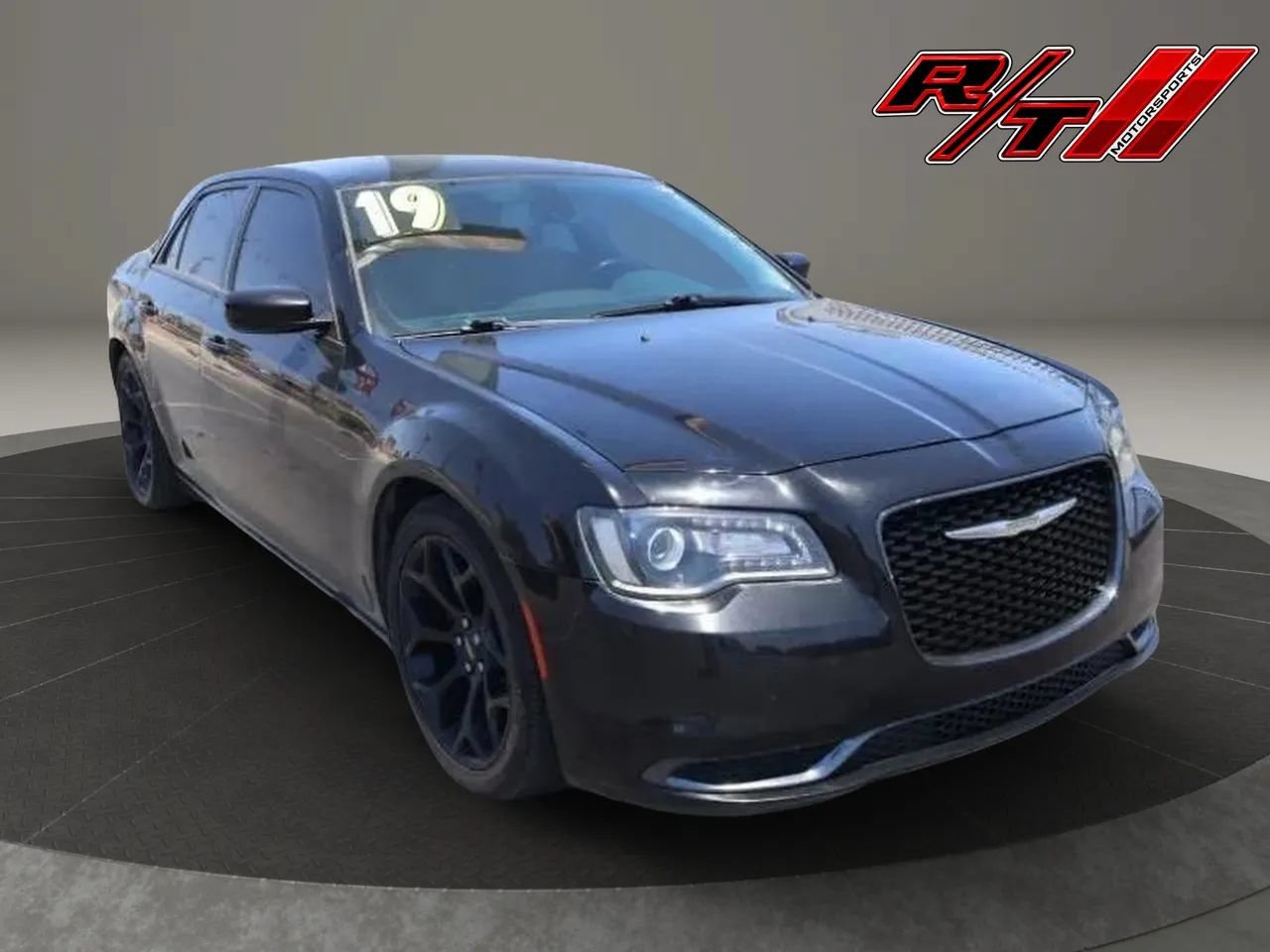 Used 2019 Chrysler 300 Touring w/ Sport Appearance Package RWD image 1