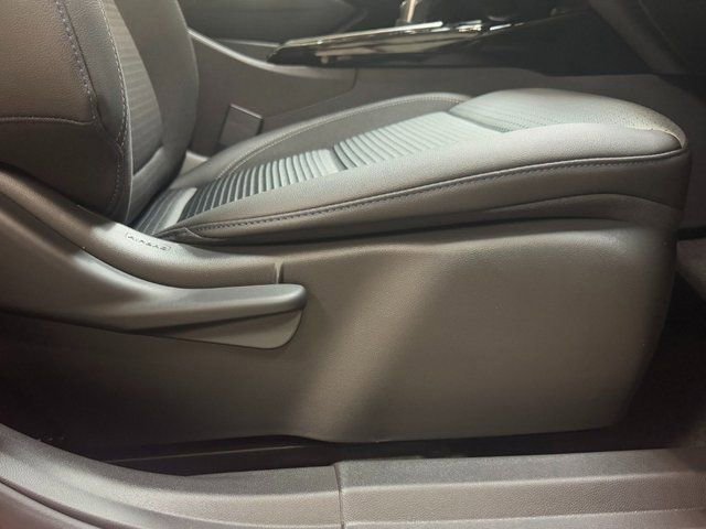 New 2026 Chevrolet Trax LT w/ Driver Confidence Package image 37