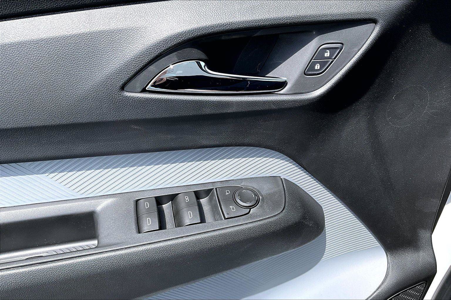 New 2027 Chevrolet Bolt LT FWD image 15
