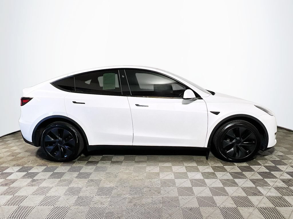 Used 2025 Tesla Model Y Long Range AWD/4WD image 7