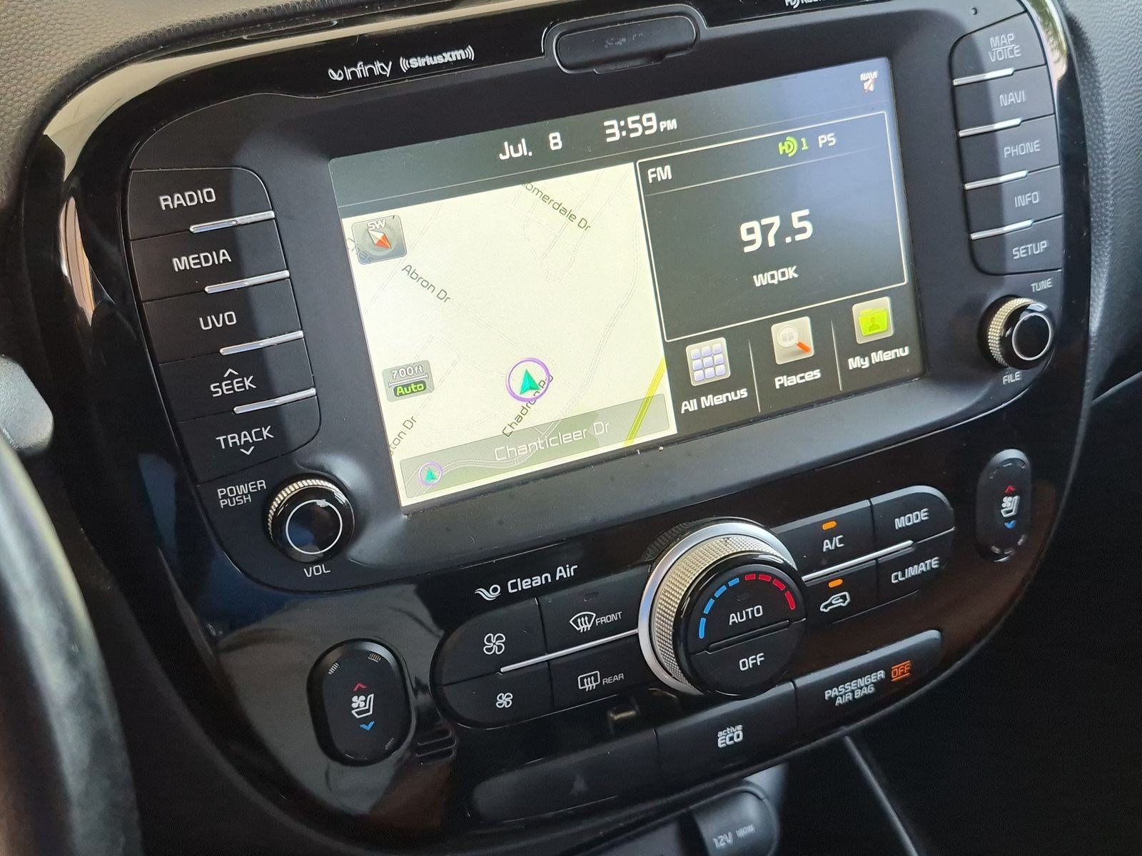 Used 2015 Kia Soul ! w/ Sun & Sound Package FWD image 30