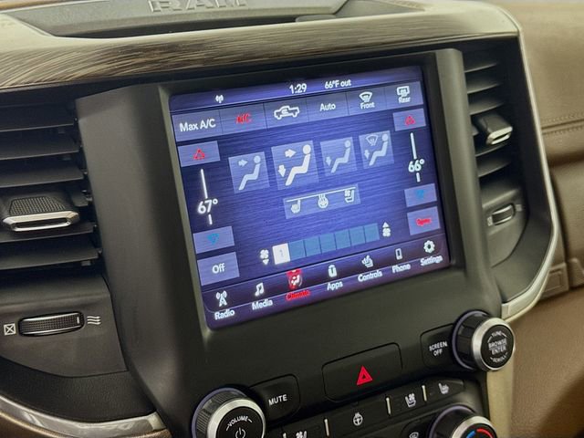 Used 2019 RAM 1500 Laramie AWD/4WD image 18