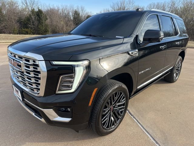 Used 2025 GMC Yukon Denali w/ Denali Reserve Package AWD/4WD image 1