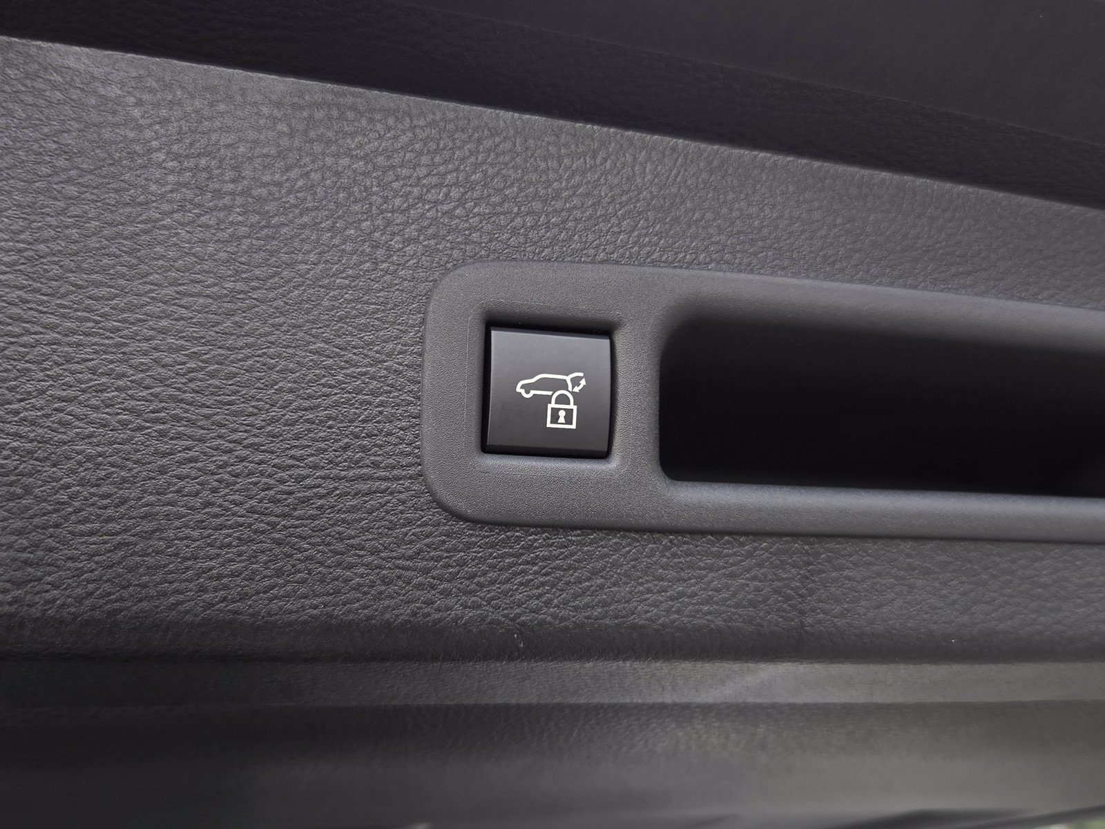 Certified 2026 Toyota Sienna XSE AWD/4WD image 26