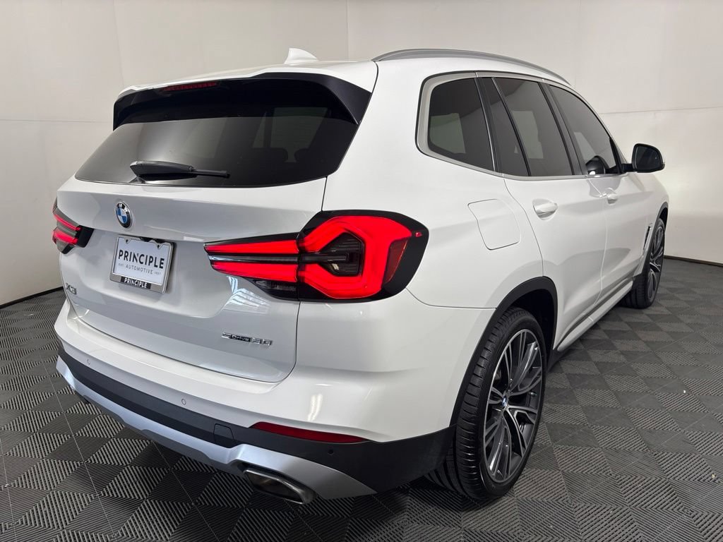 Certified 2023 BMW X3 sDrive30i w/ Premium Package RWD image 5