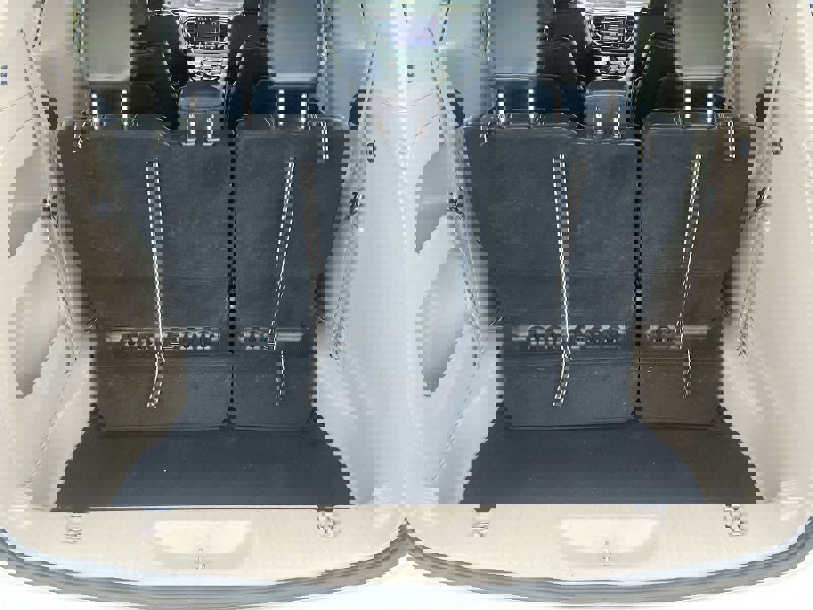 Used 2023 Chrysler Pacifica Touring-L image 34