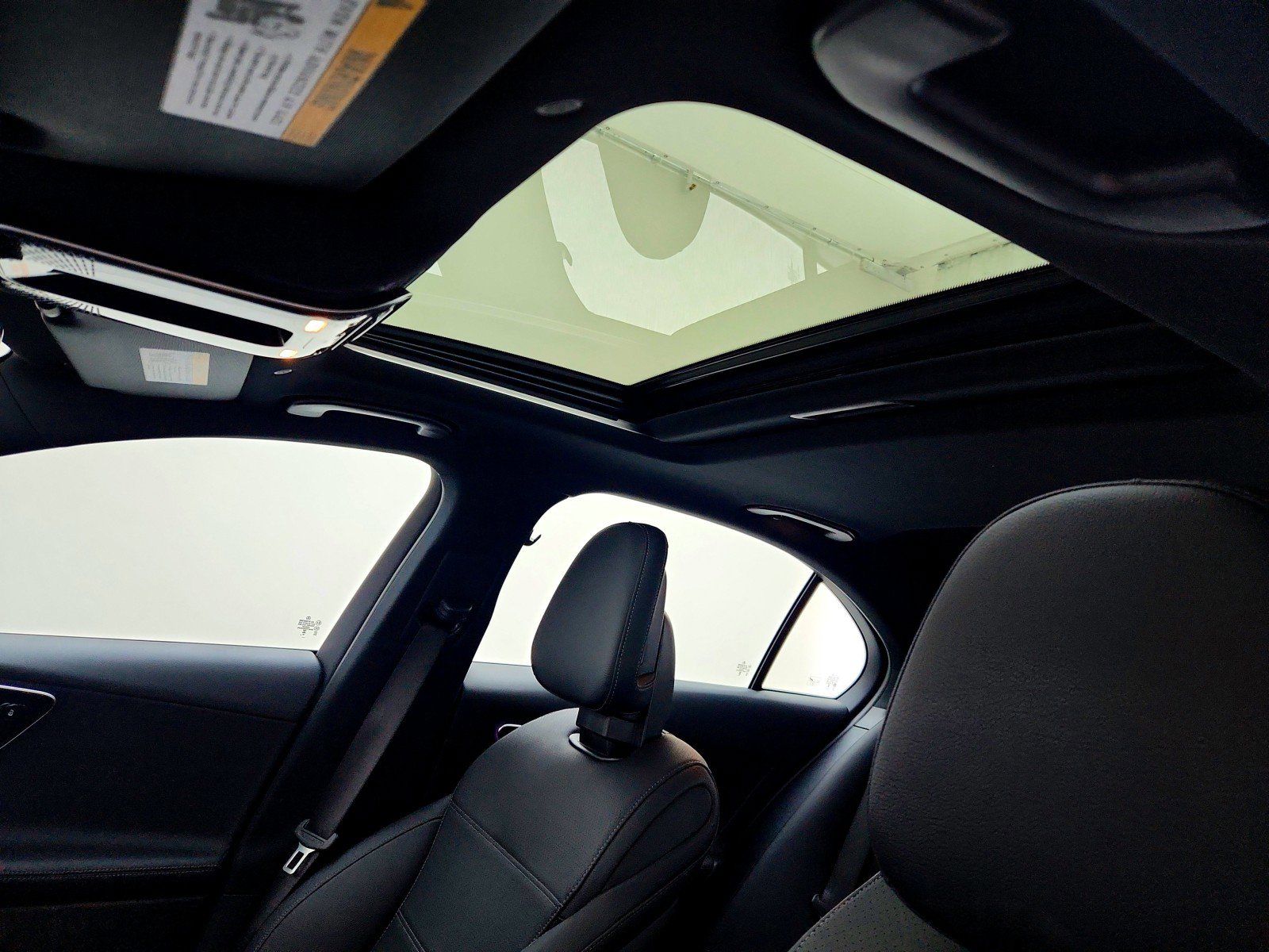 Certified 2025 Mercedes-Benz C 300 Sedan image 17