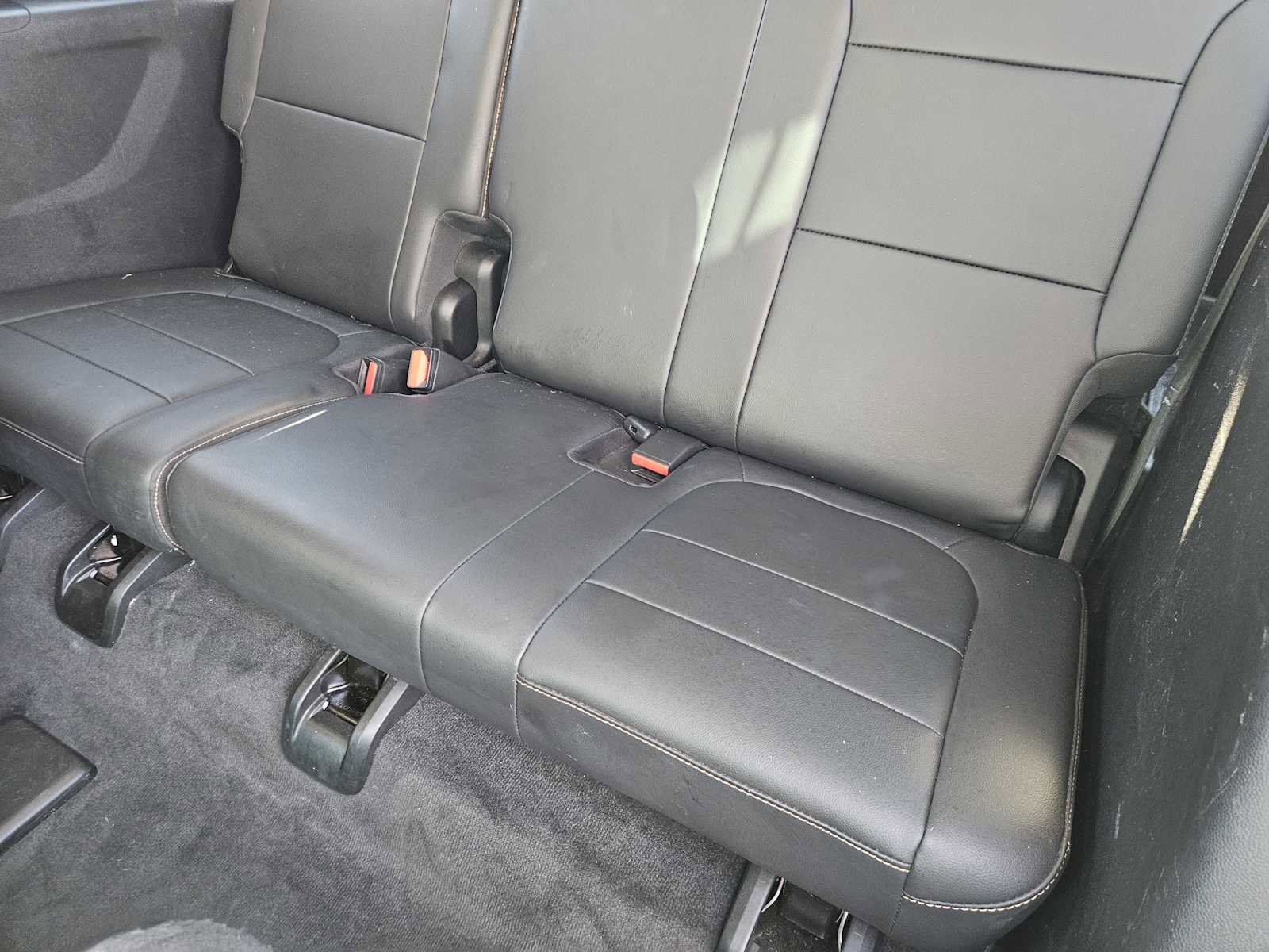 Used 2020 Chevrolet Traverse LT w/ Driver Confidence II Package image 29