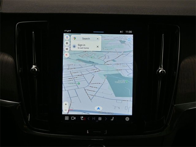 Certified 2024 Volvo V90 B6 Cross Country Plus image 14