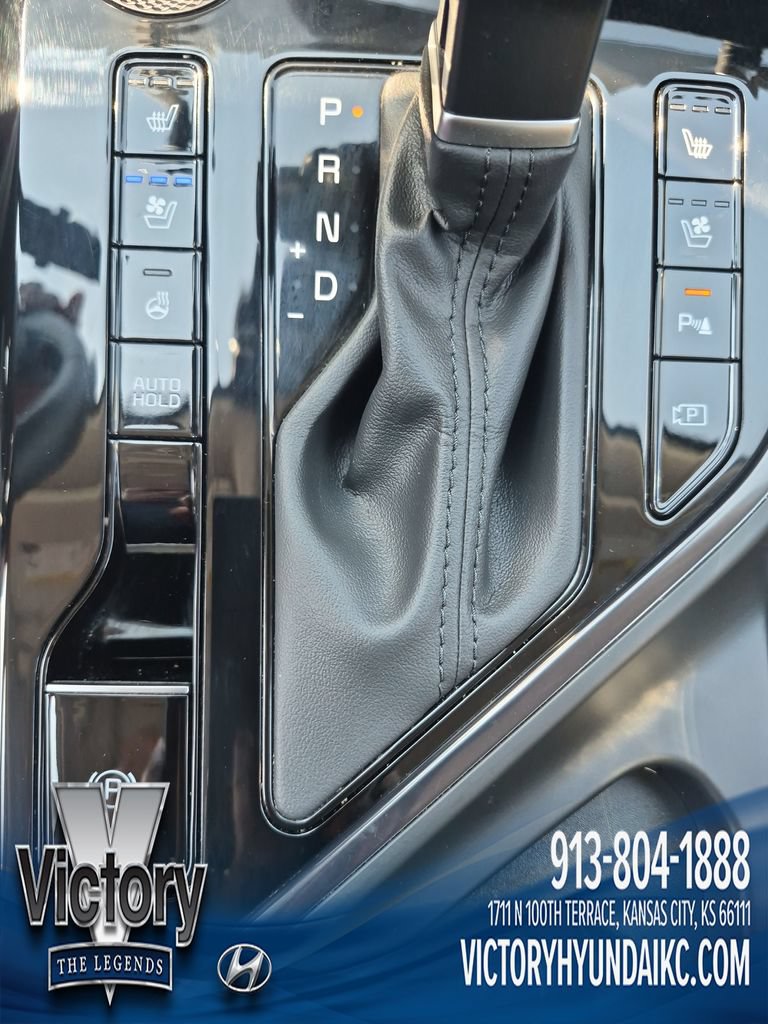 Used 2023 Kia Niro SX Touring FWD image 24