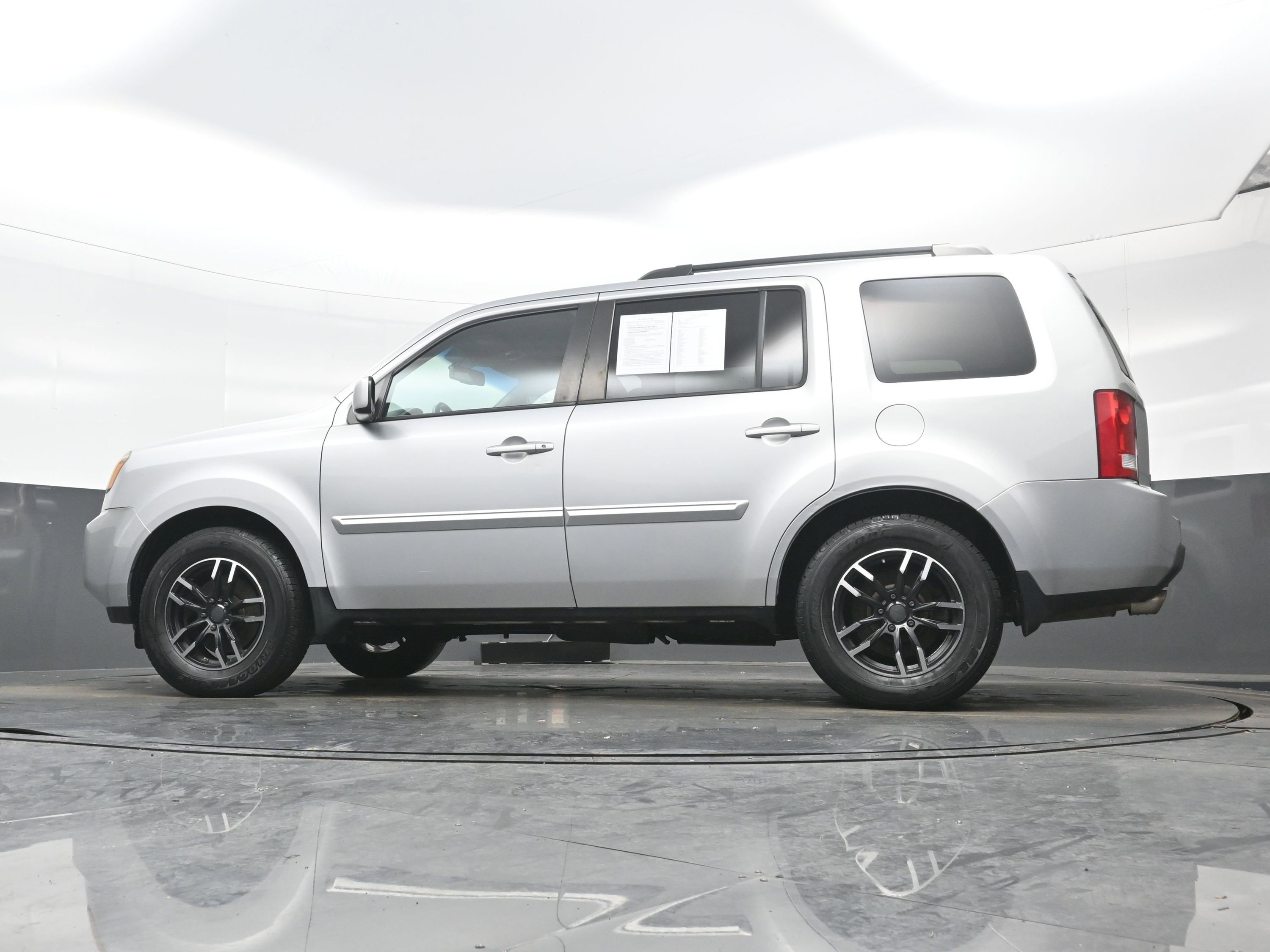 Used 2011 Honda Pilot EX-L image 27