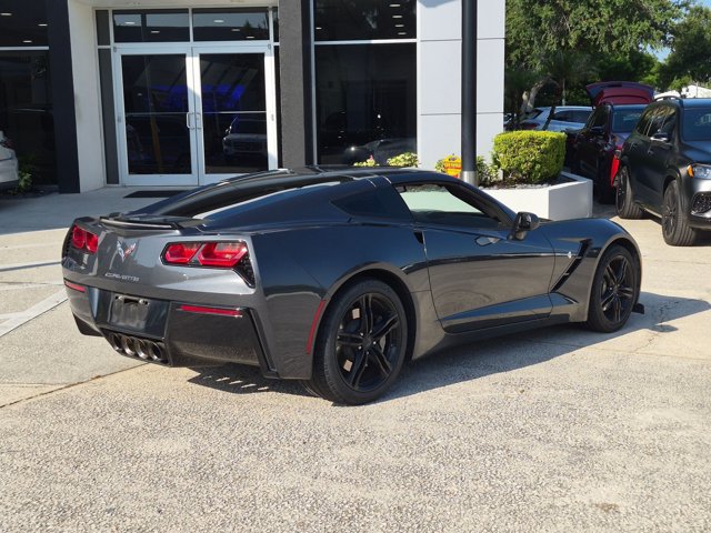 Used 2017 Chevrolet Corvette Stingray Coupe w/ 1LT RWD image 5