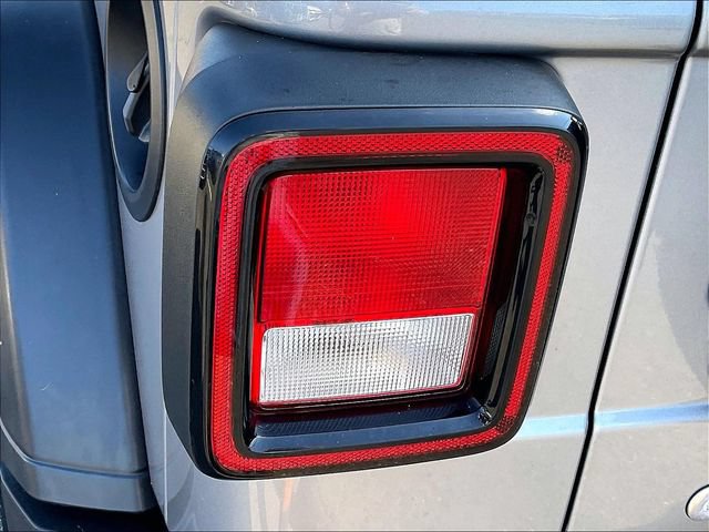 Used 2020 Jeep Wrangler Unlimited Sport AWD/4WD image 28