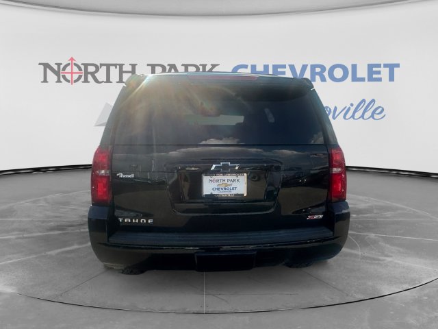 Used 2017 Chevrolet Tahoe LT w/ Luxury Package AWD/4WD image 4