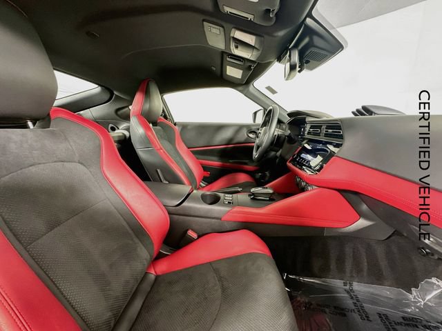 Certified 2024 Nissan Z Performance w/ Floor Mat Package RWD image 22