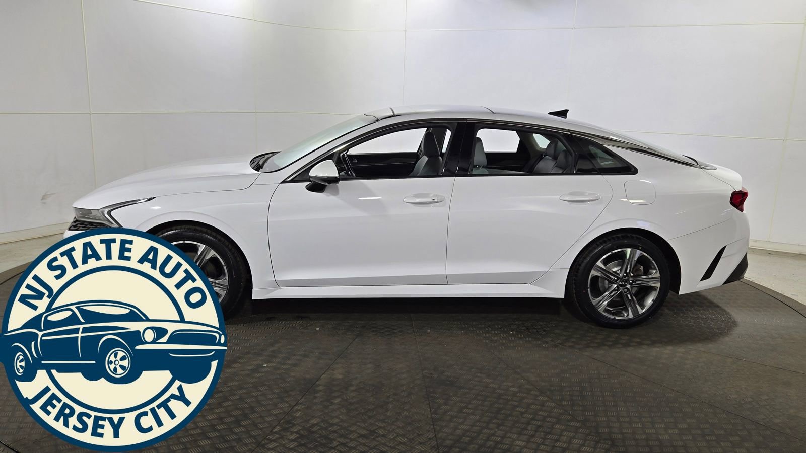 Used 2022 Kia K5 EX w/ EX Premium Package image 4