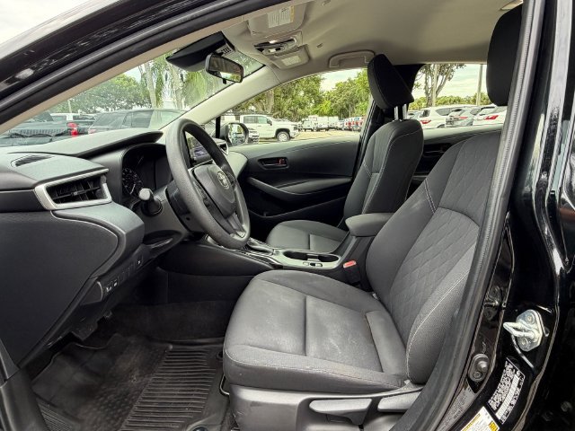 Used 2024 Toyota Corolla LE FWD image 13