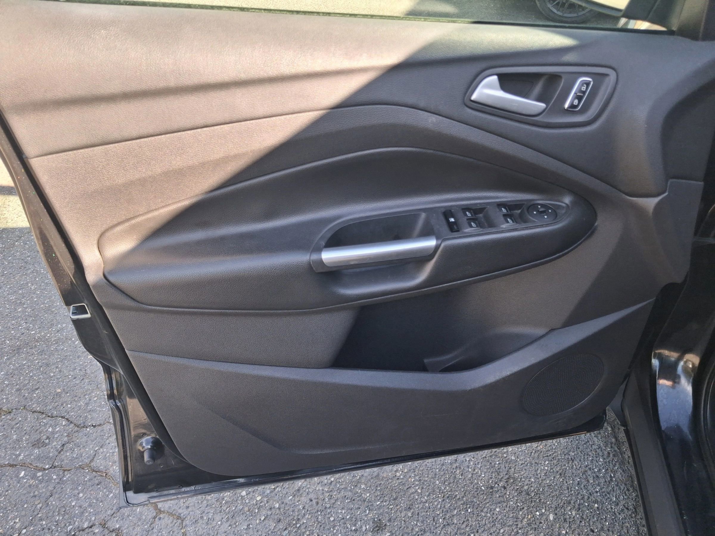 Used 2013 Ford Escape SE AWD/4WD image 9