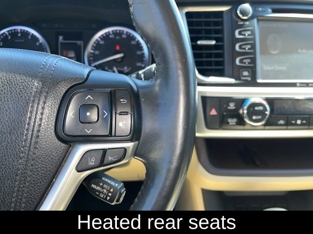 Used 2017 Toyota Highlander Limited Platinum image 14