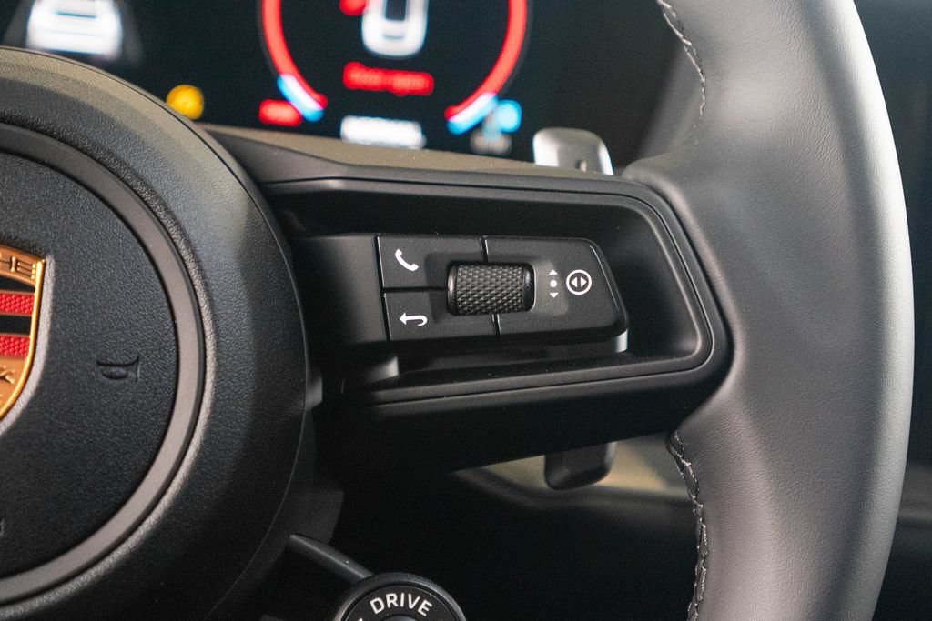 New 2026 Porsche Cayenne Coupe AWD/4WD image 36