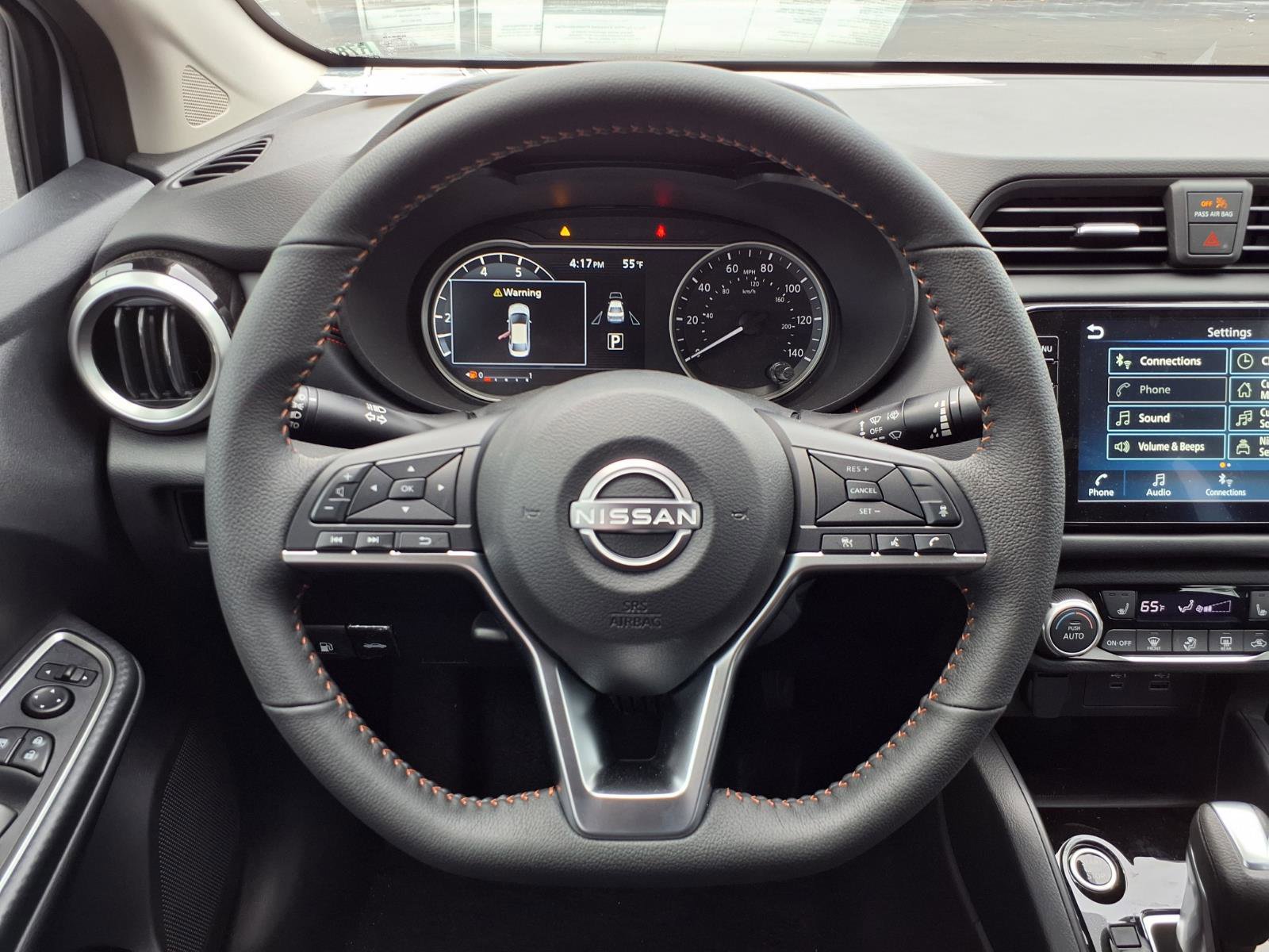 New 2025 Nissan Versa SR w/ Trunk Package image 14