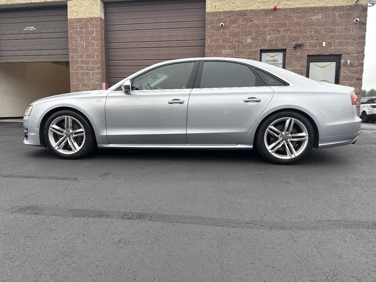 Used 2015 Audi S8 w/ S8 Driver Assistance Package AWD/4WD image 30
