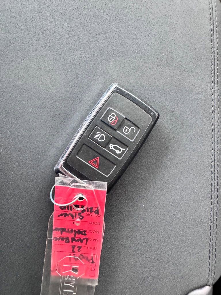 Used 2023 Land Rover Defender 110 S image 54