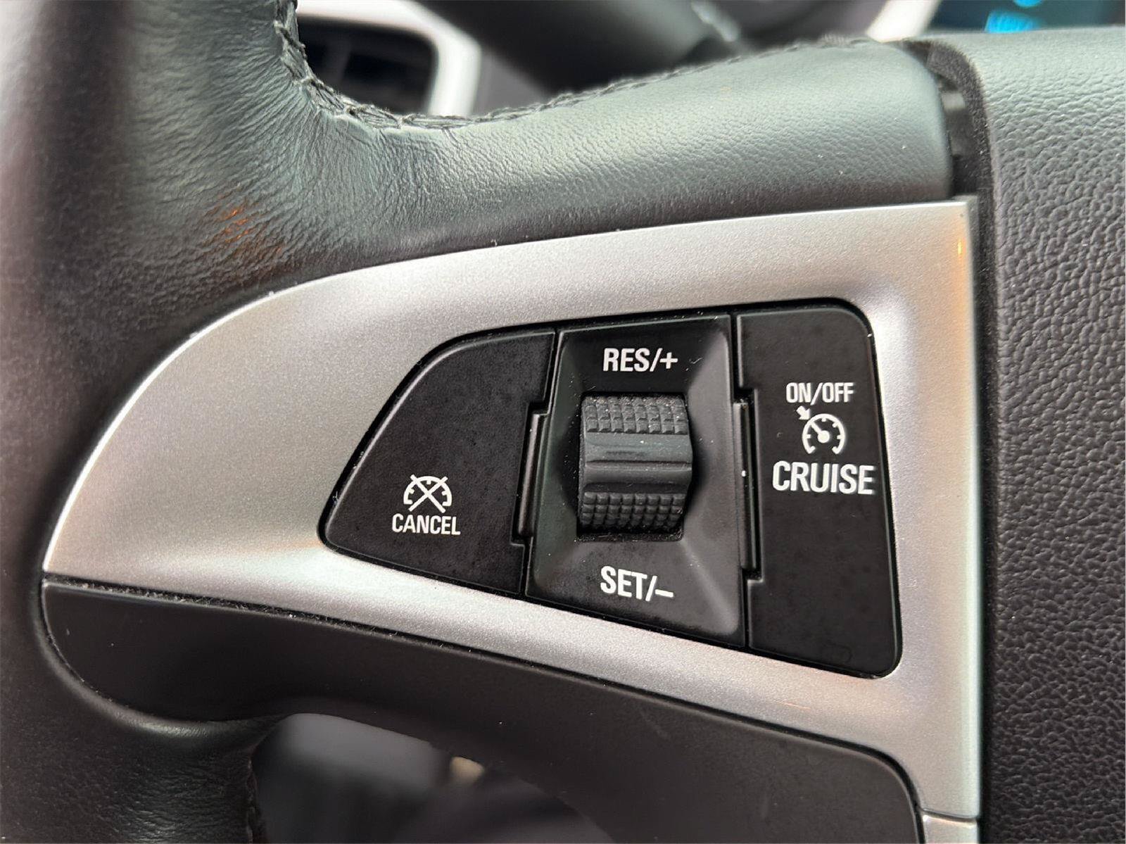 Used 2015 Chevrolet Equinox LT w/ Driver Convenience Package FWD image 23