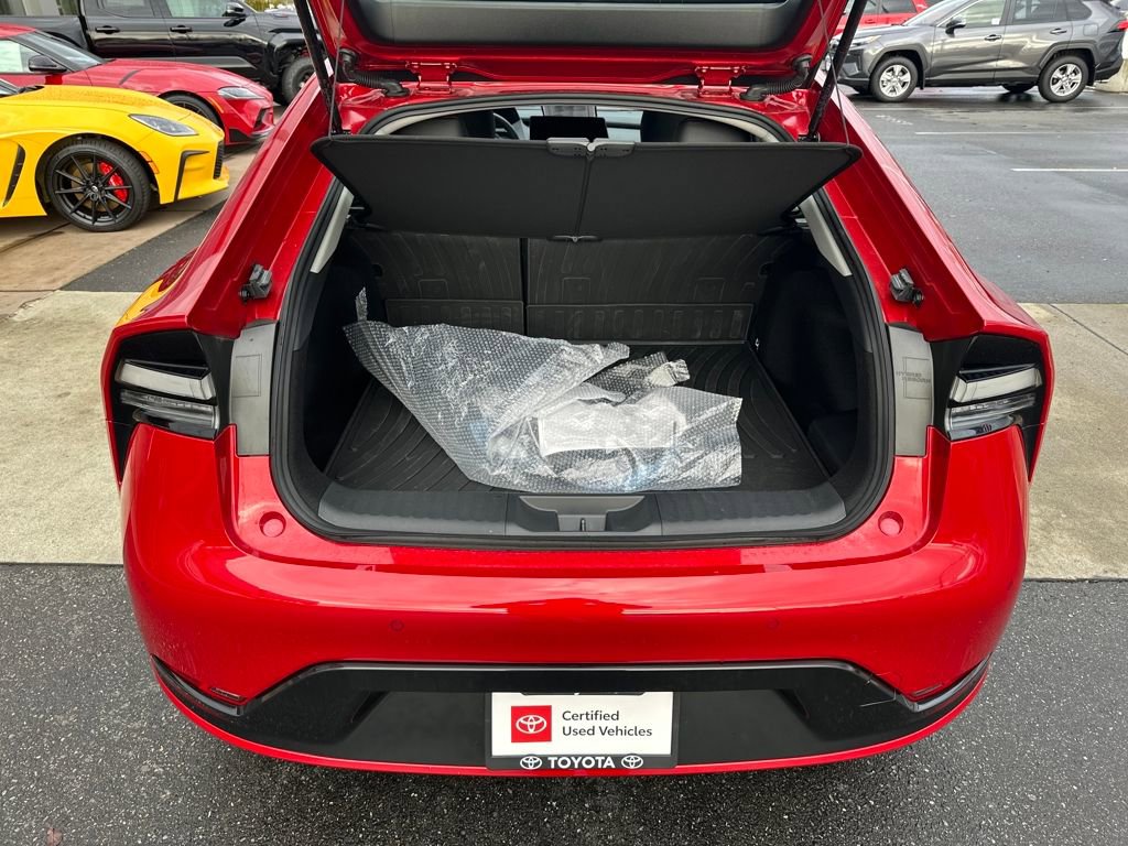 Certified 2025 Toyota Prius Plug-In Hybrid image 25