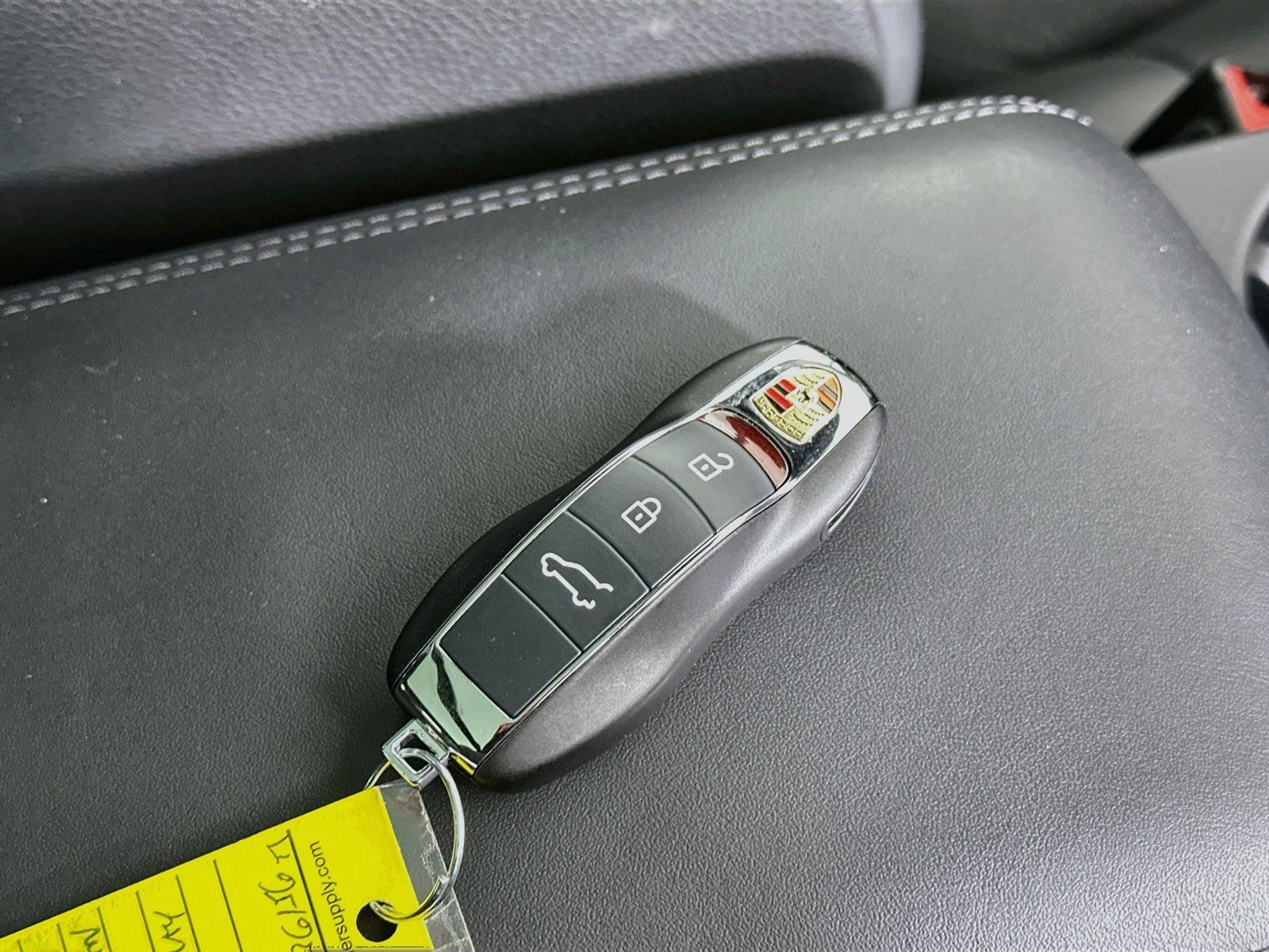 Used 2021 Porsche Macan S AWD/4WD image 48