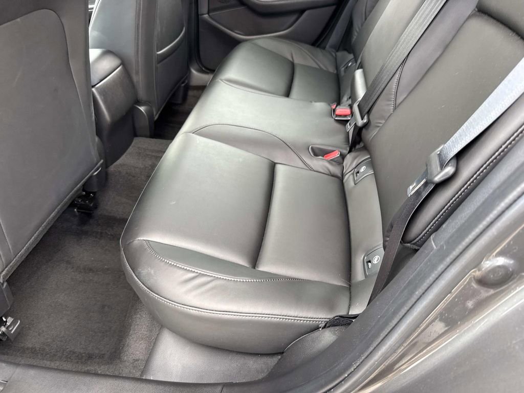 Certified 2025 MAZDA MAZDA3 s Sport FWD image 19