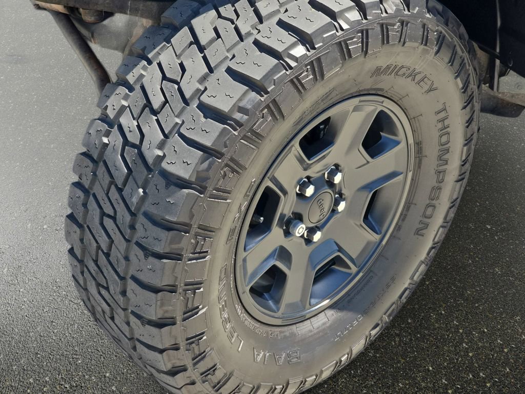 Used 2023 Jeep Gladiator Mojave w/ LED Lighting Group AWD/4WD image 34