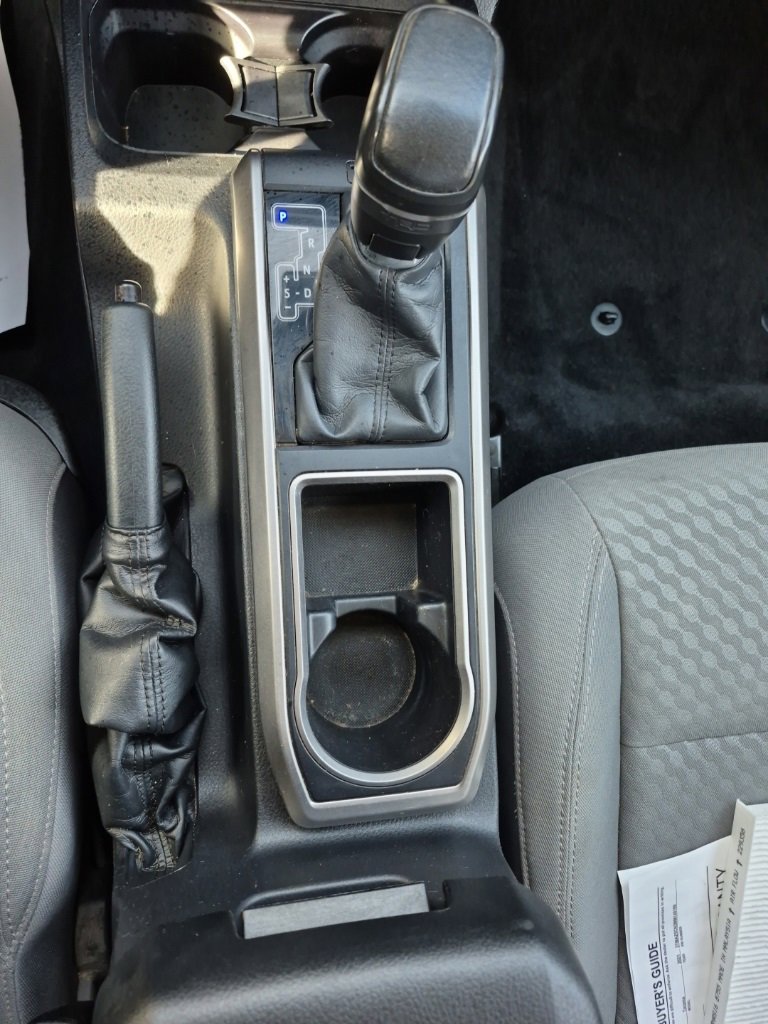Used 2021 Toyota Tacoma 2WD Double Cab image 35