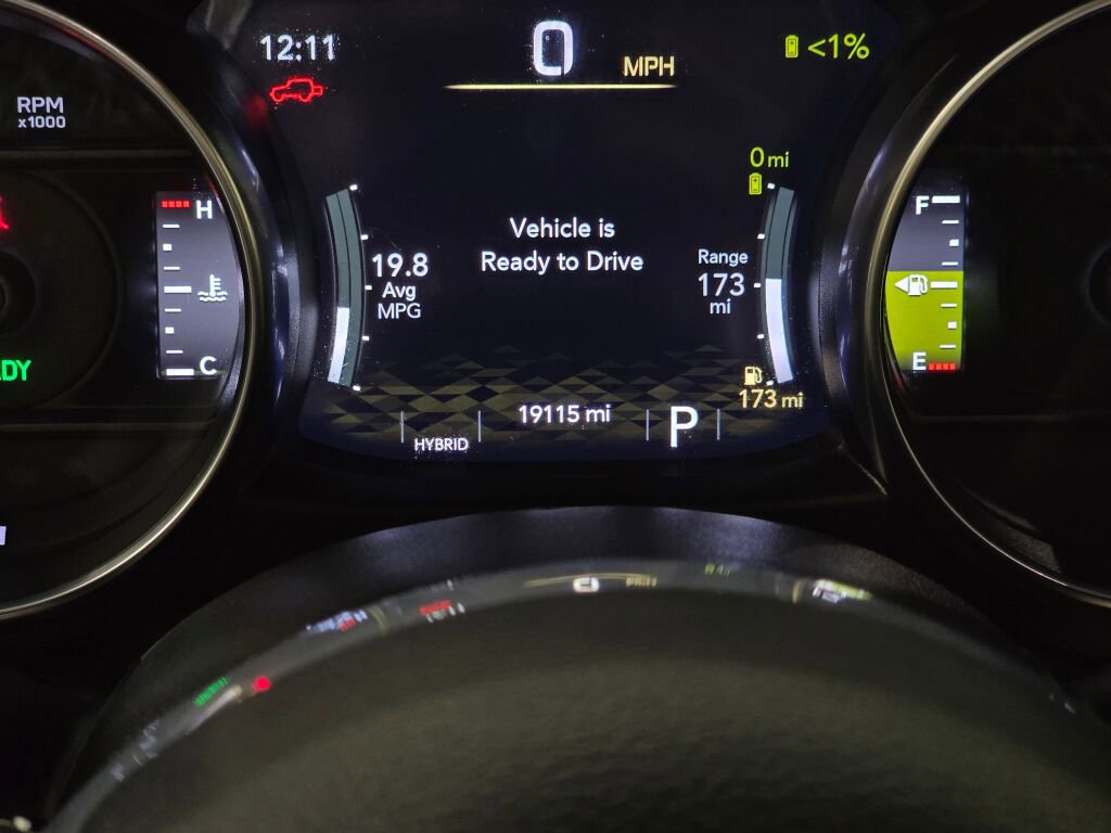 Used 2022 Jeep Wrangler Unlimited Sahara 4xe image 25