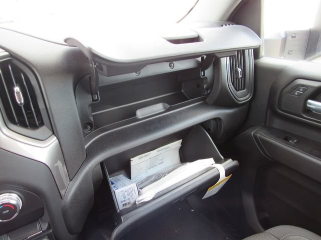 New 2026 GMC Sierra 3500 Pro w/ Convenience Package RWD image 25