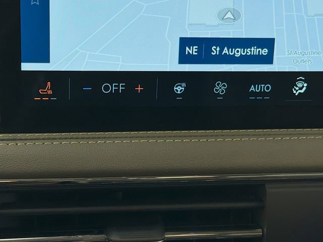 New 2026 Lincoln Corsair Premiere image 21