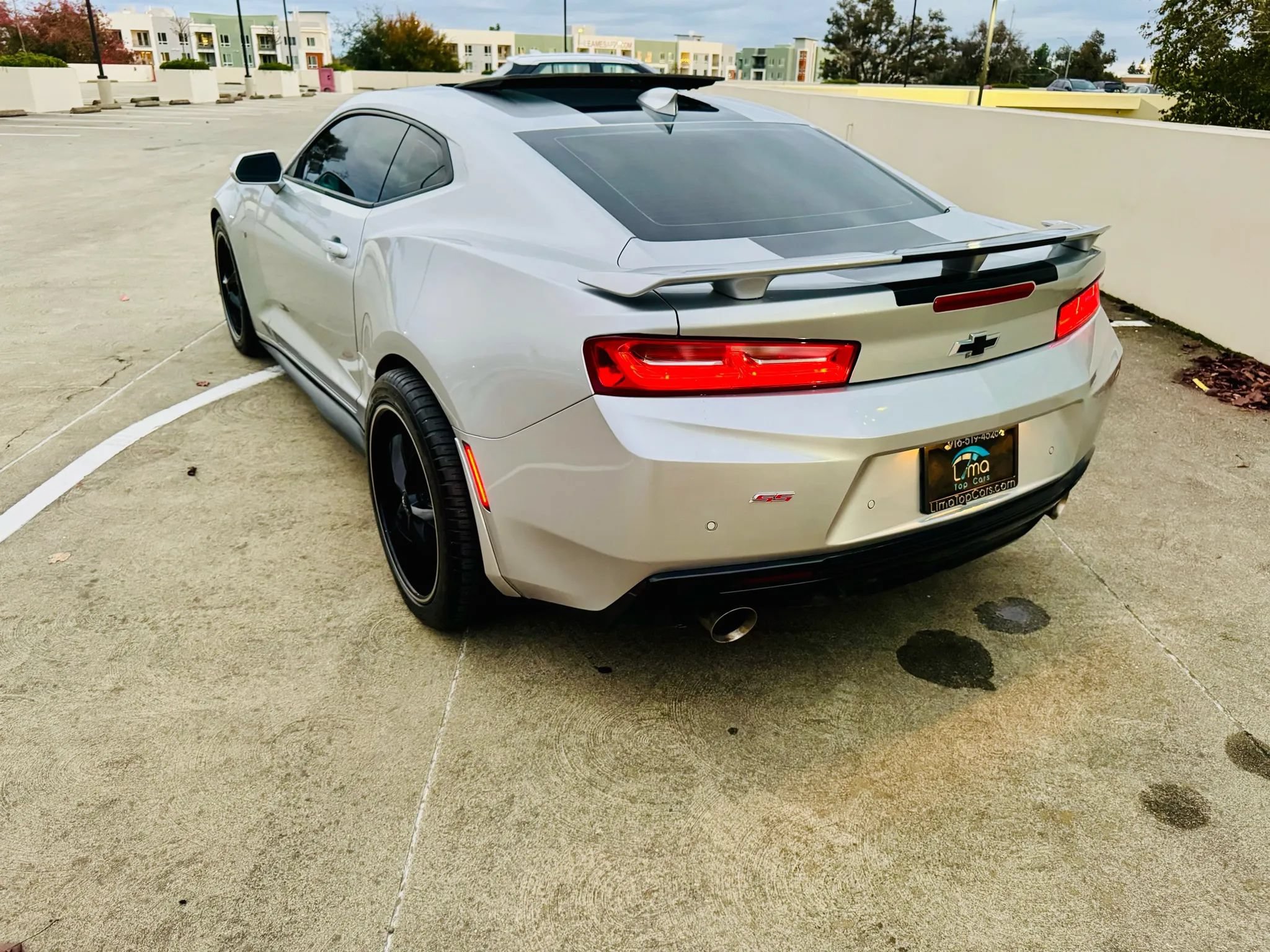 Used 2016 Chevrolet Camaro SS RWD image 21