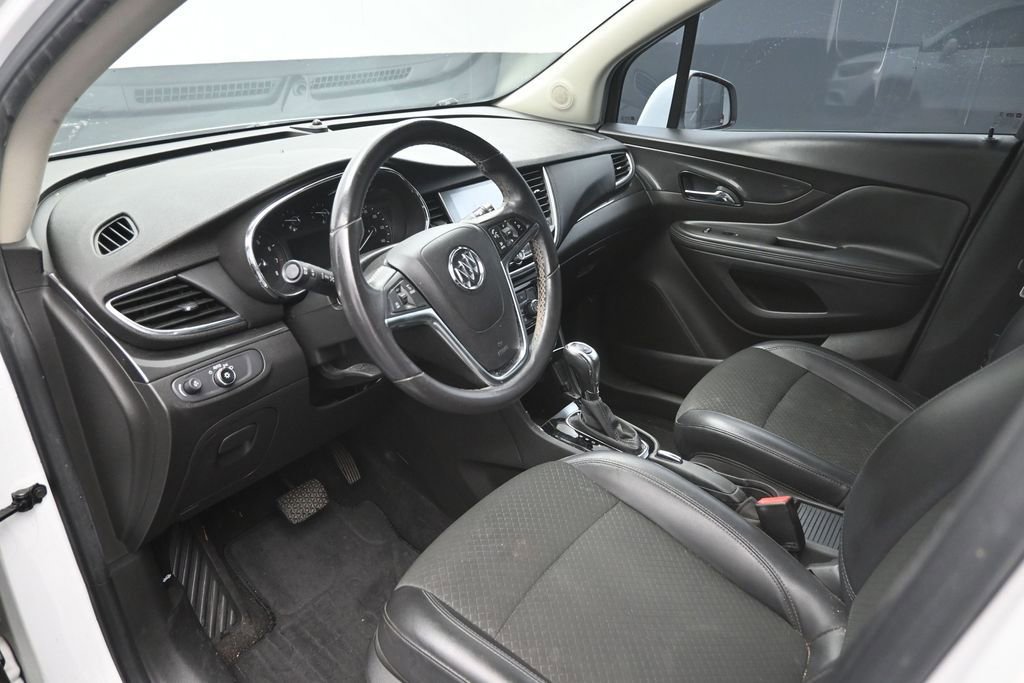 Used 2018 Buick Encore Preferred FWD image 19
