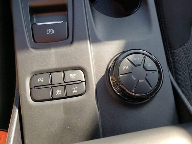 New 2025 Ford Ranger XLT w/ Equipment Group 301A High image 23