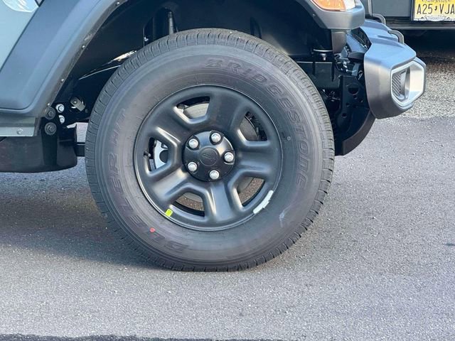 New 2026 Jeep Gladiator Sport AWD/4WD image 5