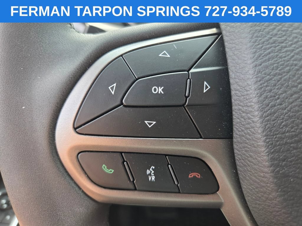 Used 2020 Jeep Cherokee Latitude Plus FWD image 31