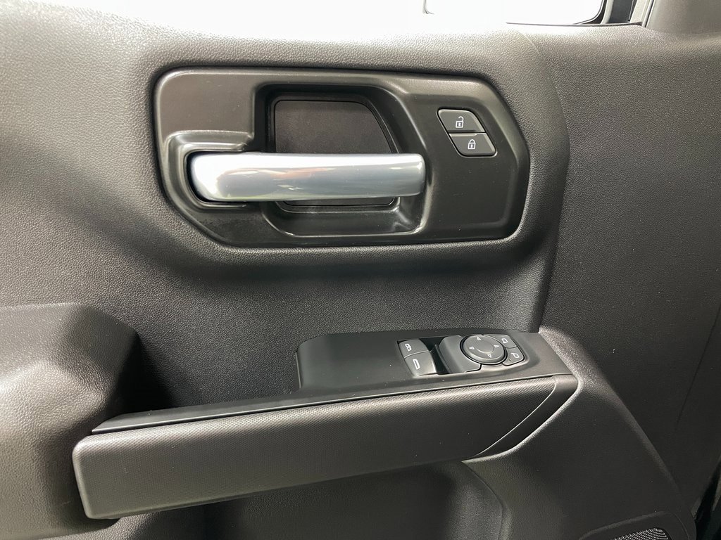 Used 2025 Chevrolet Silverado 1500 W/T w/ WT Value Package image 21