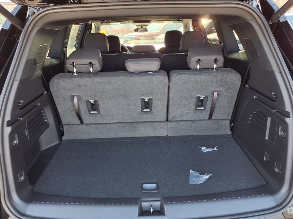 New 2025 GMC Acadia Elevation w/ LPO, Floor Liner Package image 9