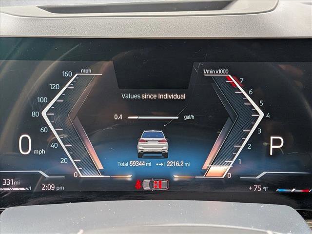 Used 2023 BMW X7 xDrive40i image 11