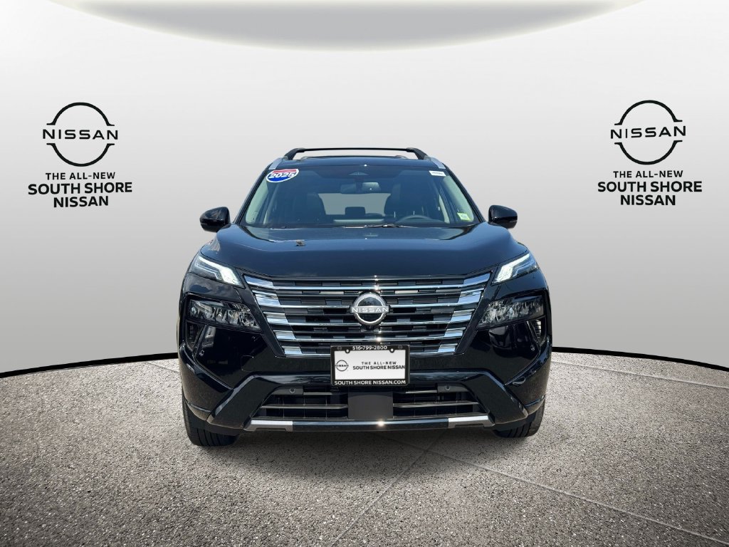 Certified 2026 Nissan Rogue Platinum AWD/4WD image 2