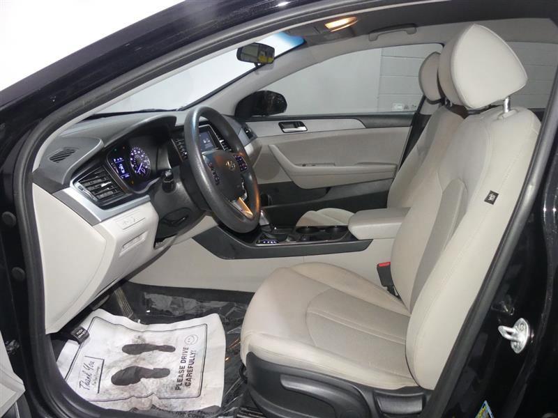 Used 2018 Hyundai Sonata SE image 21